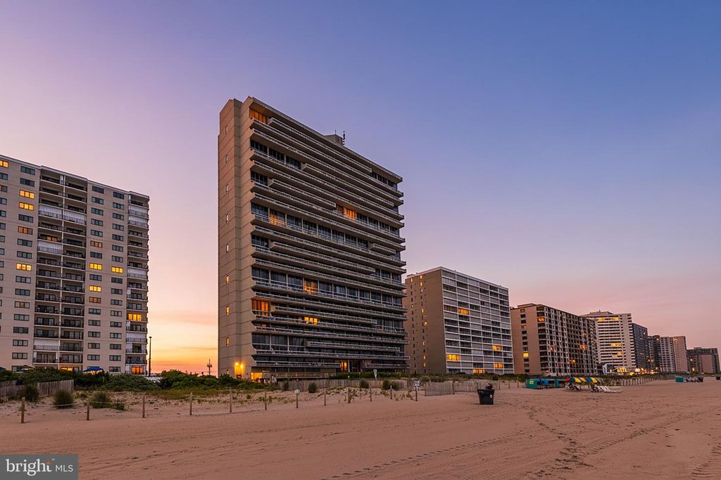 9900 COASTAL HWY #413 CENTURY I, Ocean City, MD 21842