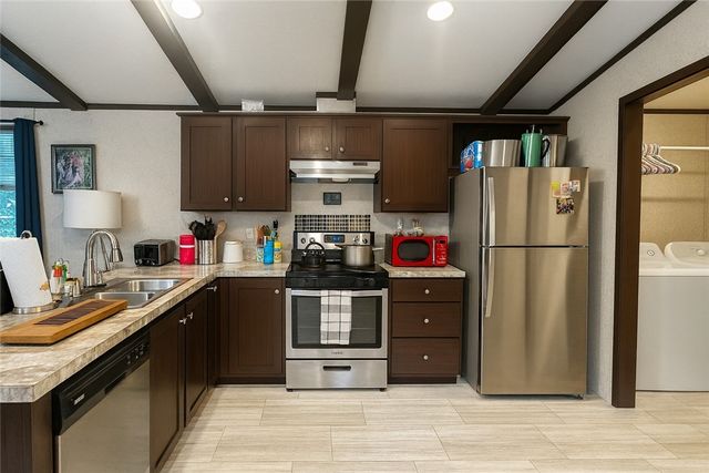 5 Collegeview Drive, Batavia City, NY 14020