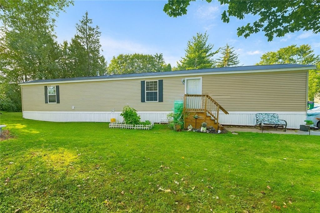 5 Collegeview Drive, Batavia City, NY 14020