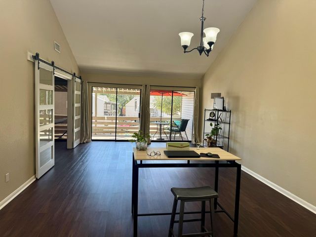 174 April Point Drive N, Conroe, TX 77356