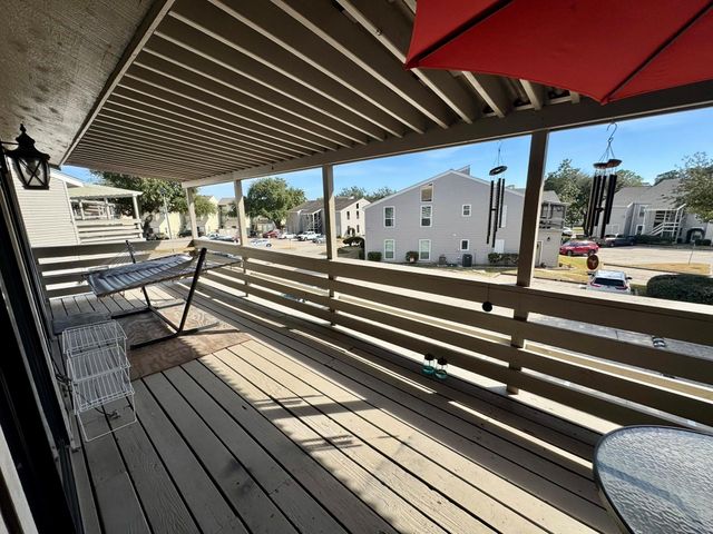 174 April Point Drive N, Conroe, TX 77356