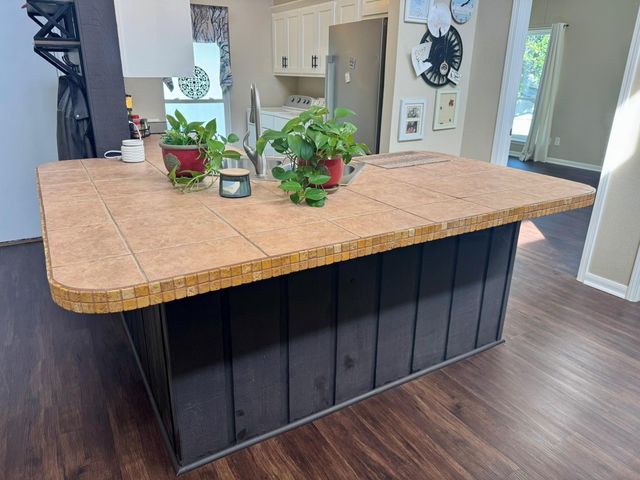 174 April Point Drive N, Conroe, TX 77356