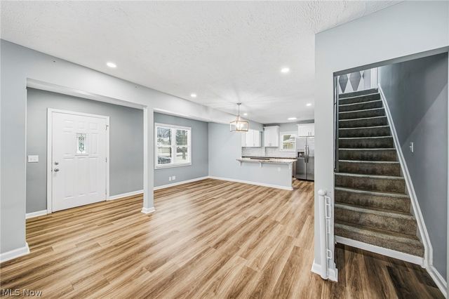 27843 Southern Avenue, North Olmsted, OH 44070