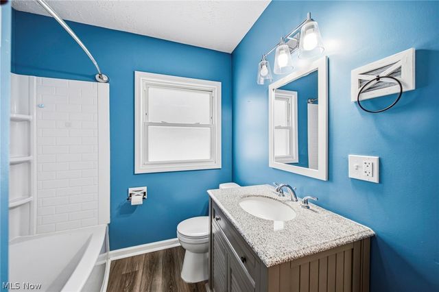 27843 Southern Avenue, North Olmsted, OH 44070