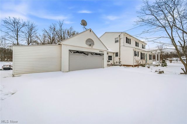 27843 Southern Avenue, North Olmsted, OH 44070