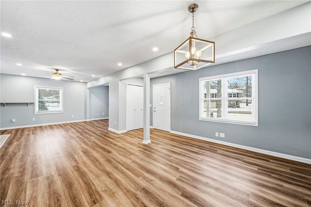 27843 Southern Avenue, North Olmsted, OH 44070