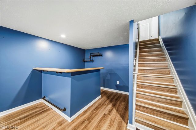 27843 Southern Avenue, North Olmsted, OH 44070