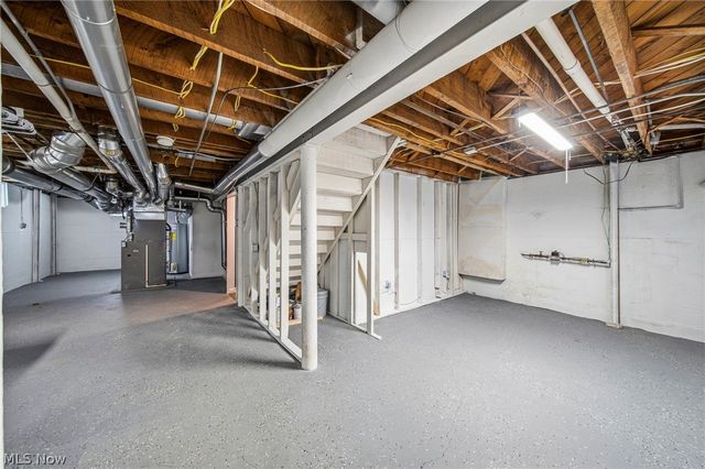 27843 Southern Avenue, North Olmsted, OH 44070