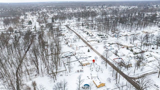 27843 Southern Avenue, North Olmsted, OH 44070