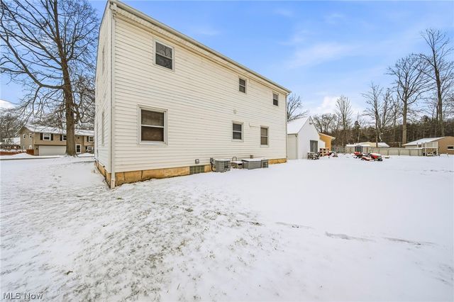 27843 Southern Avenue, North Olmsted, OH 44070