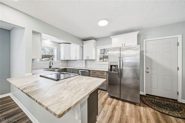 27843 Southern Avenue, North Olmsted, OH 44070