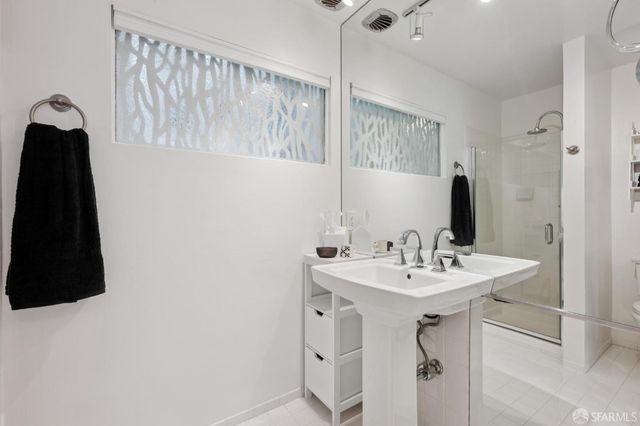 136 Clifford Terrace, San Francisco, CA 94117