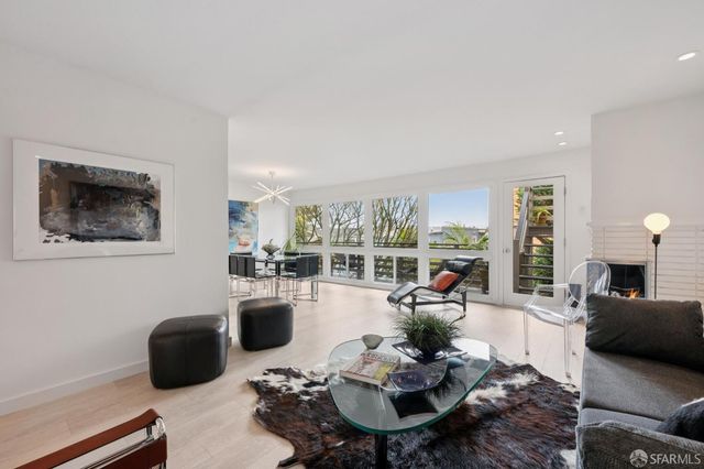 136 Clifford Terrace, San Francisco, CA 94117