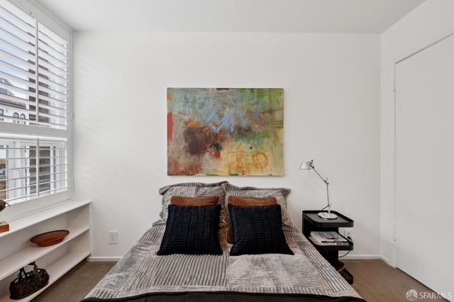 136 Clifford Terrace, San Francisco, CA 94117