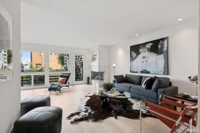 136 Clifford Terrace, San Francisco, CA 94117