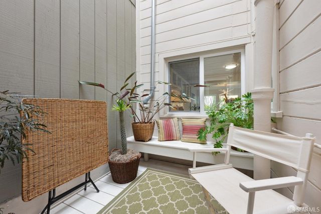 136 Clifford Terrace, San Francisco, CA 94117