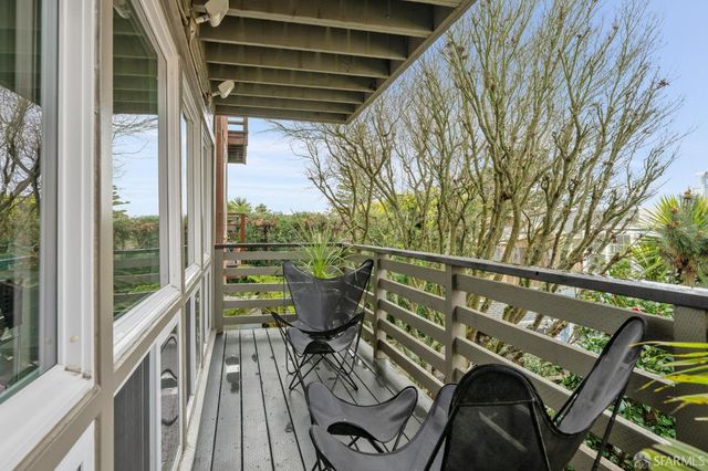 136 Clifford Terrace, San Francisco, CA 94117