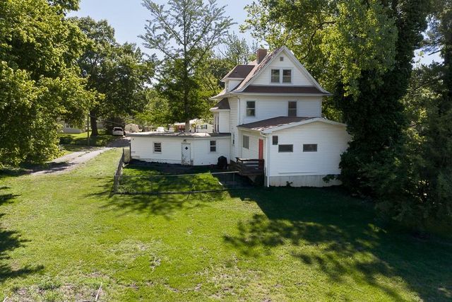 820 Union Street, Oskaloosa, KS 66066