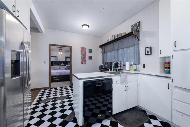 820 Union Street, Oskaloosa, KS 66066