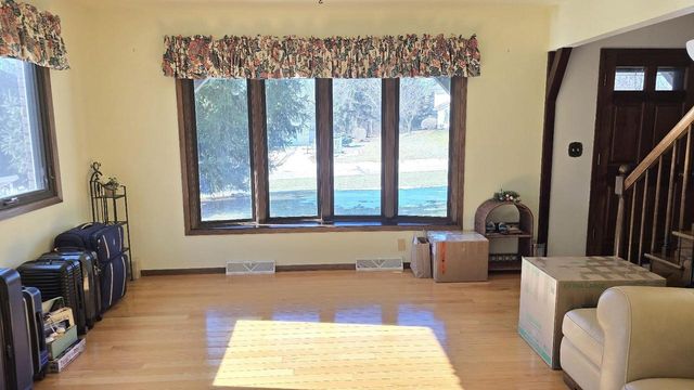 1930 Cotton Tail LANE, Brookfield, WI 53045