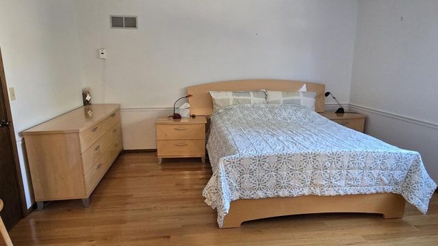 1930 Cotton Tail LANE, Brookfield, WI 53045