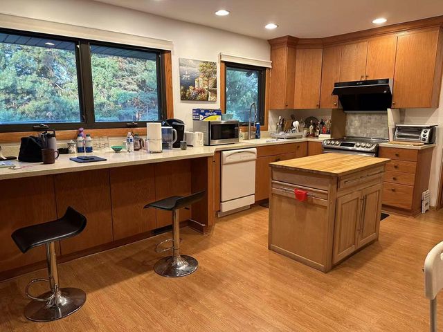 1930 Cotton Tail LANE, Brookfield, WI 53045