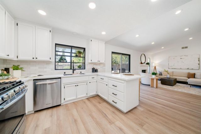 1121 Saint Andrews Dr, El Dorado Hills, CA 95762