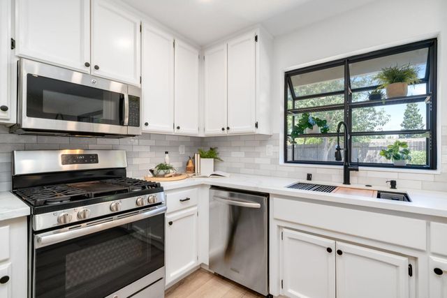 1121 Saint Andrews Dr, El Dorado Hills, CA 95762