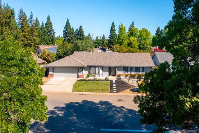 1121 Saint Andrews Dr, El Dorado Hills, CA 95762