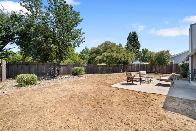 1121 Saint Andrews Dr, El Dorado Hills, CA 95762