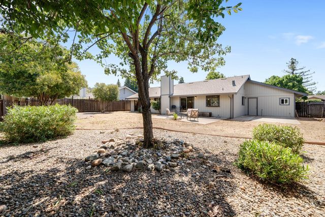 1121 Saint Andrews Dr, El Dorado Hills, CA 95762
