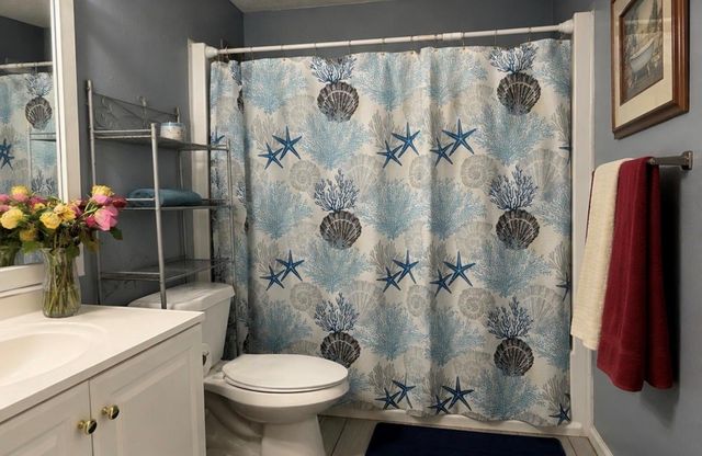 213 N 2nd Street, La Porte, TX 77571