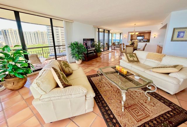 4000 N Ocean Drive 902, Singer Island, FL 33404