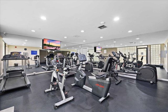 4000 N Ocean Drive 902, Singer Island, FL 33404