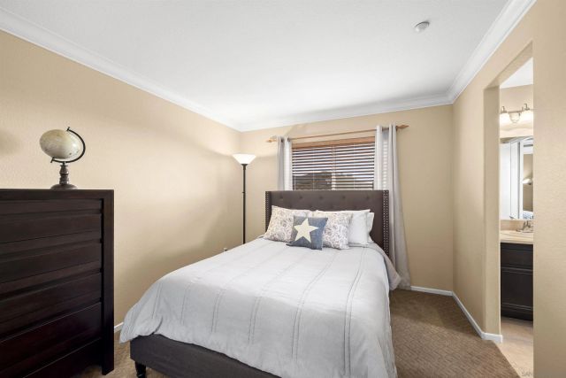 10145 Challenger Ct, Spring Valley, CA 91978