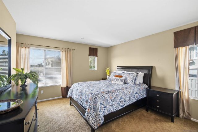 10145 Challenger Ct, Spring Valley, CA 91978