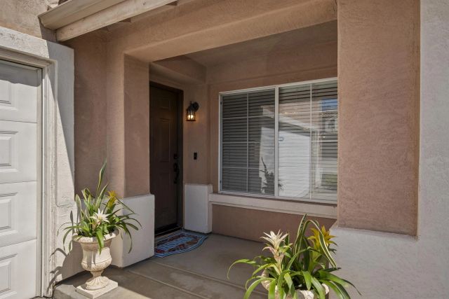 10145 Challenger Ct, Spring Valley, CA 91978