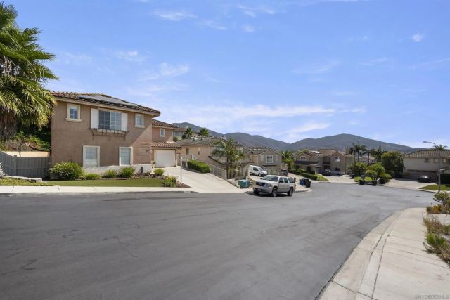 10145 Challenger Ct, Spring Valley, CA 91978