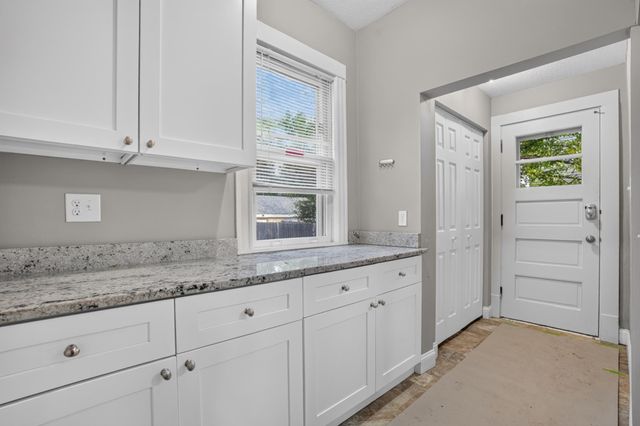 3048 Columbus Avenue, Minneapolis, MN 55407