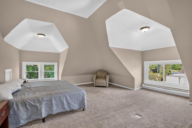 3048 Columbus Avenue, Minneapolis, MN 55407