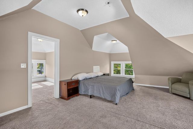 3048 Columbus Avenue, Minneapolis, MN 55407