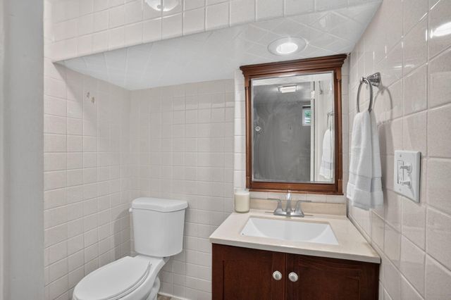 3048 Columbus Avenue, Minneapolis, MN 55407