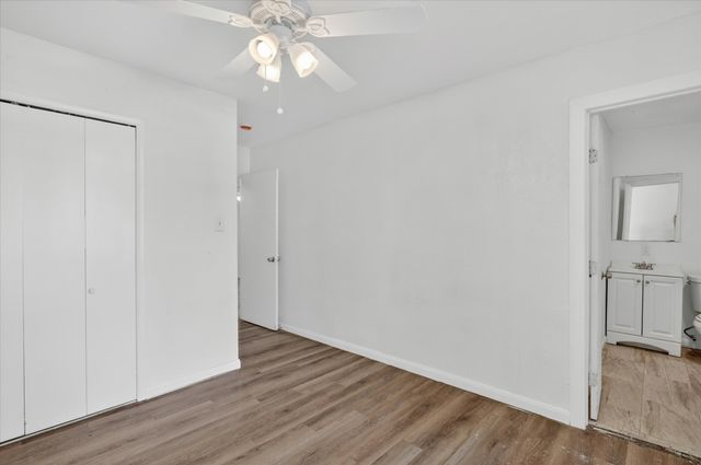 2117 Brookshire Street, Arlington, TX 76010