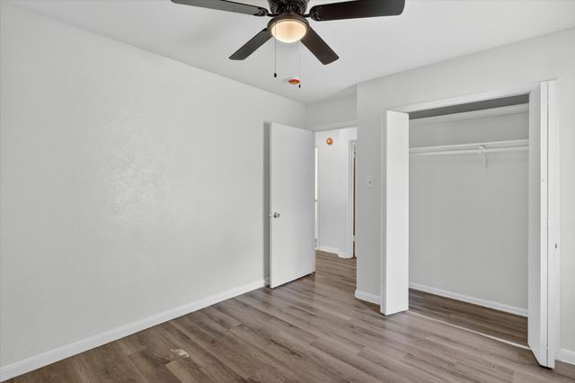 2117 Brookshire Street, Arlington, TX 76010