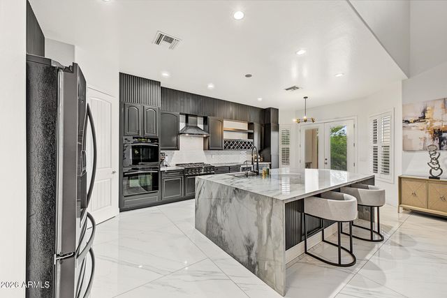 20011 N 19TH Street, Phoenix, AZ 85024