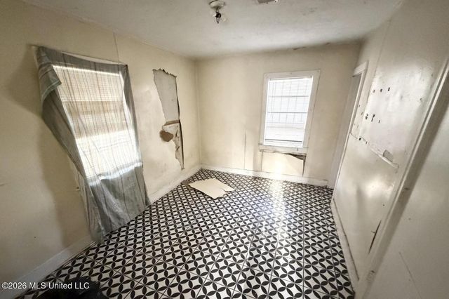 4210 Chennault Avenue, Jackson, MS 39209