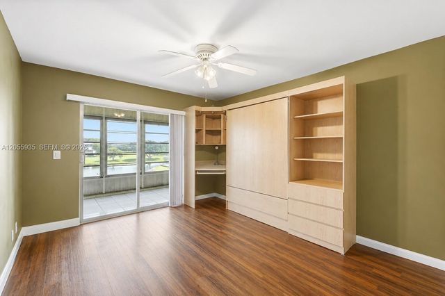13475 SW 9th St 401A, Pembroke Pines, FL 33027