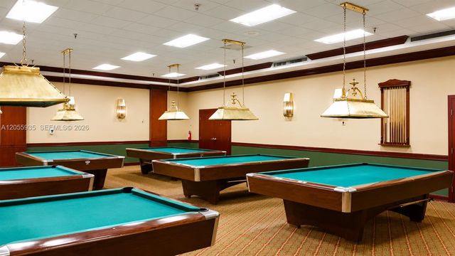 13475 SW 9th St 401A, Pembroke Pines, FL 33027