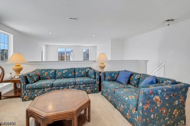 4 Virgil Ln, Mount Olive Twp., NJ 07836