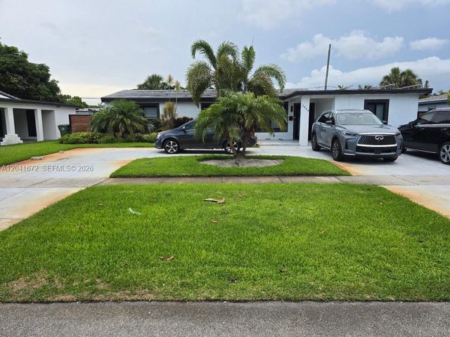 1049 Wyoming Ave, Fort Lauderdale, FL 33312